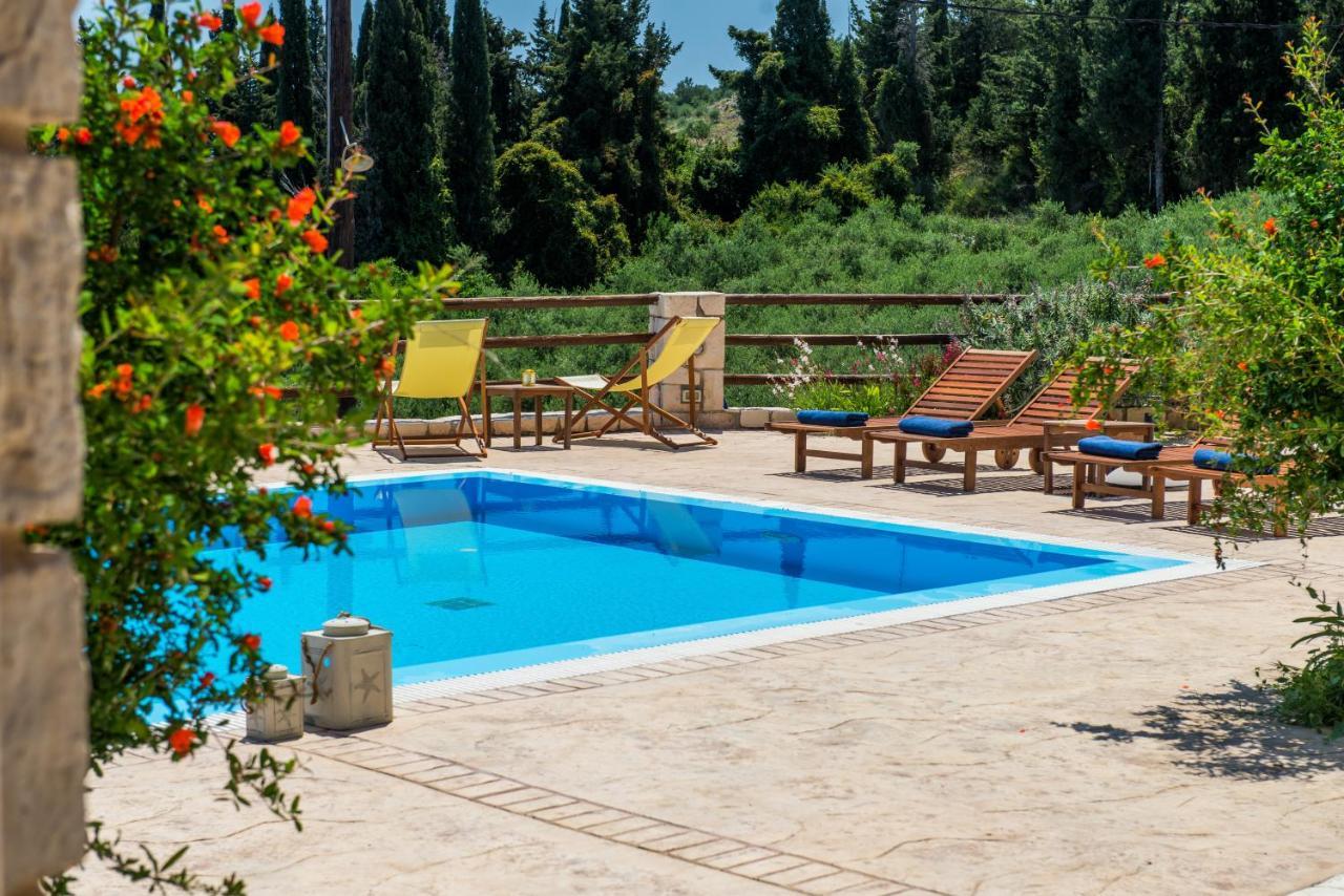 Amorosa Villas Lagopodhon Bagian luar foto